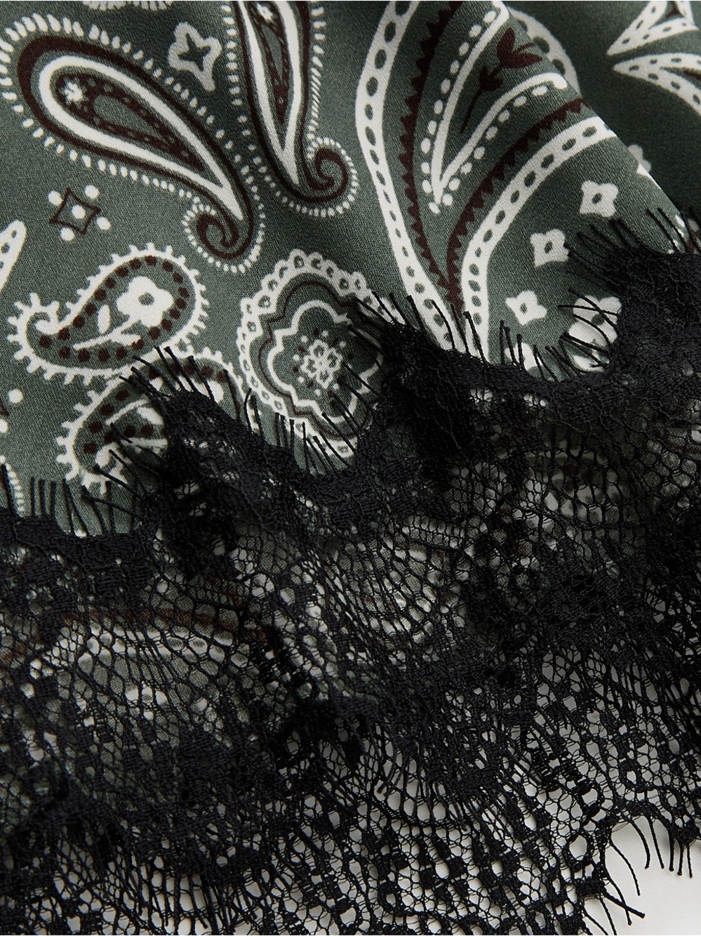 AERIE festival SATIN skirt - Picture 3 of 4